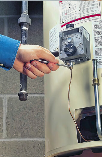 https://peppermintgrovehotwater.com.au/uploads/2025/06/gas-hot-water-system-16511.jpg